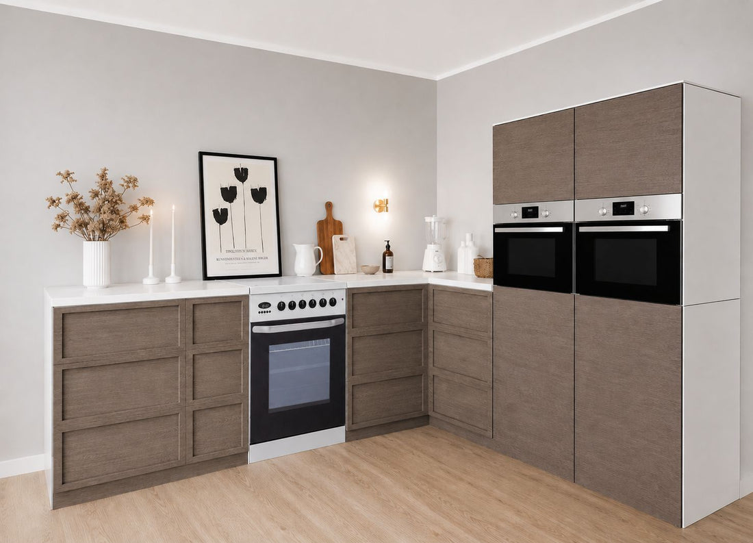 Pappküche kaufen: Welche Küchenattrappe eignet sich für Home Staging, Musterwohnung und Immobilienverkauf?