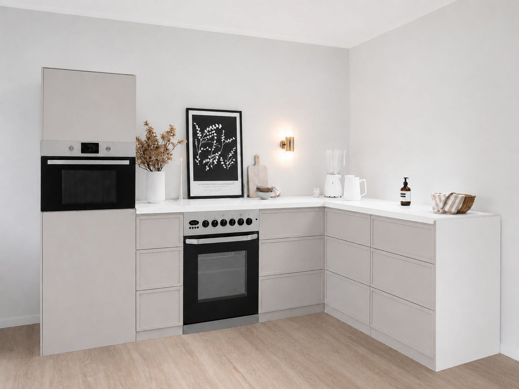 Cuisine d'angle en carton 270 × 180 cm avec colonne et maquette de cuisinière | Home Staging
